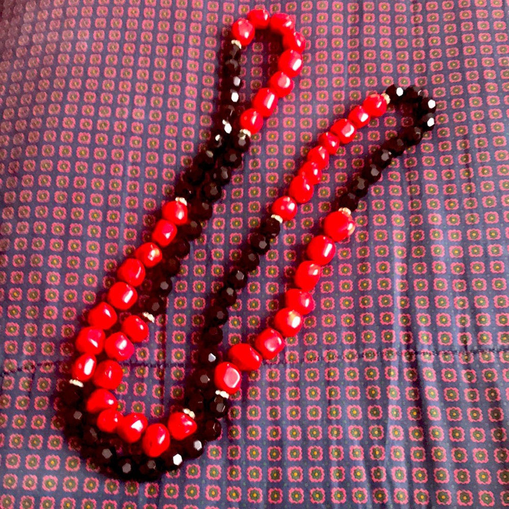 Coral and black necklace